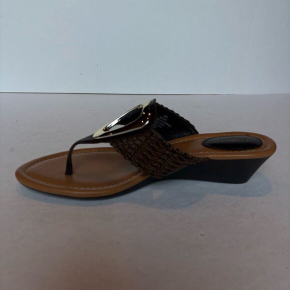 Liz Claiborne Women's Elegant Brown Wedge Sandals Thong Style Size 6M - Picture 3 of 9